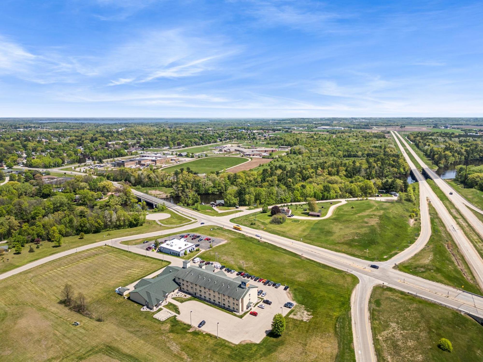 Boarders Inn & Suites By Cobblestone Hotels - Shawano Kültér fotó