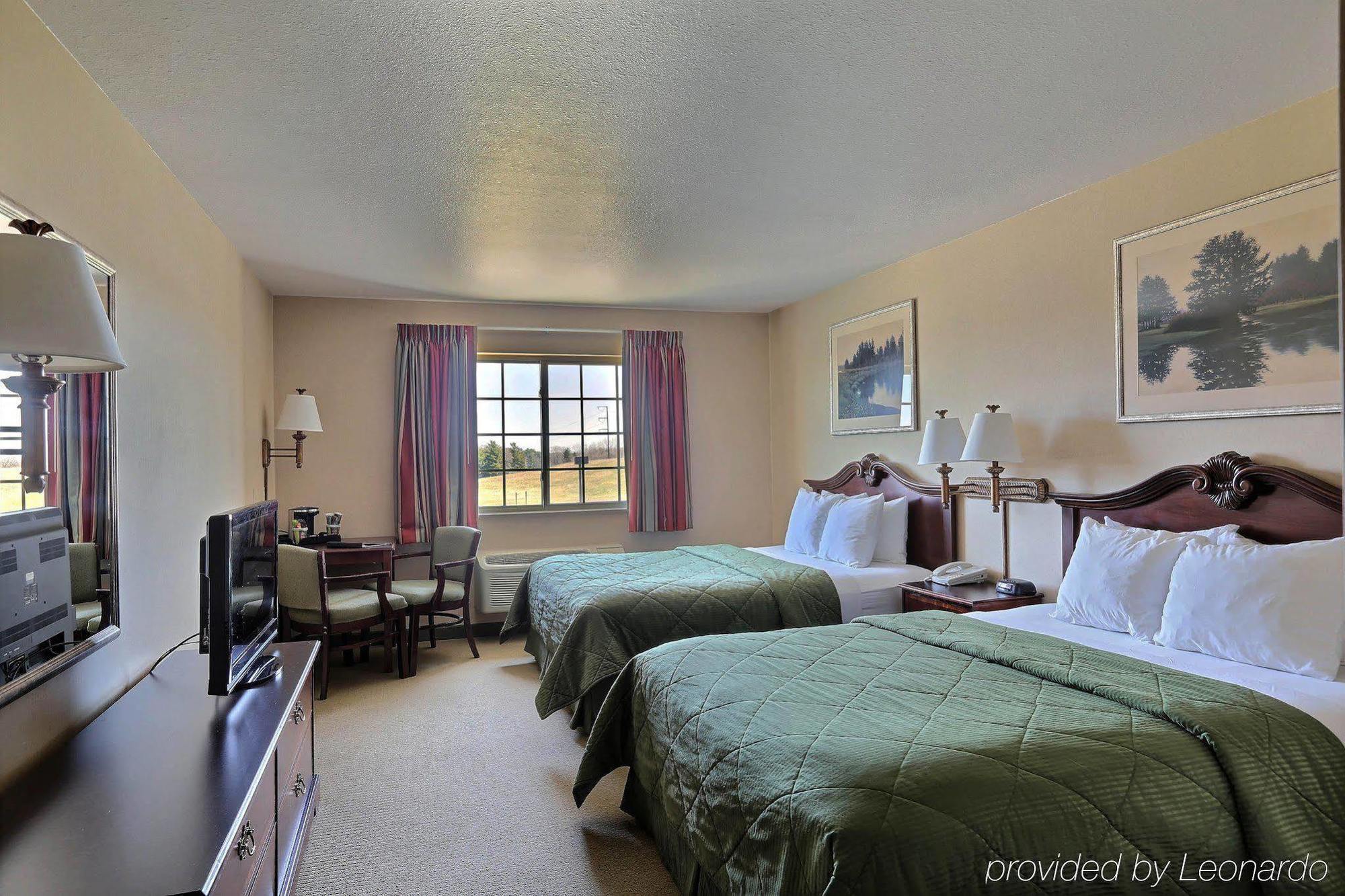 Boarders Inn & Suites By Cobblestone Hotels - Shawano Kültér fotó